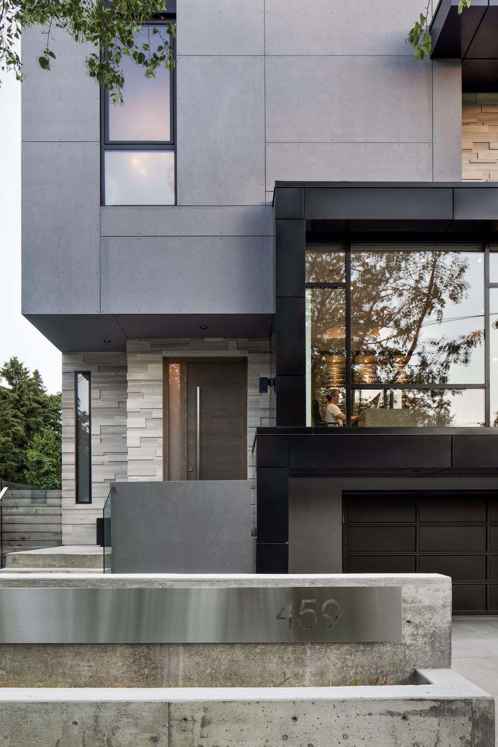 459 Fairlawn Avenue