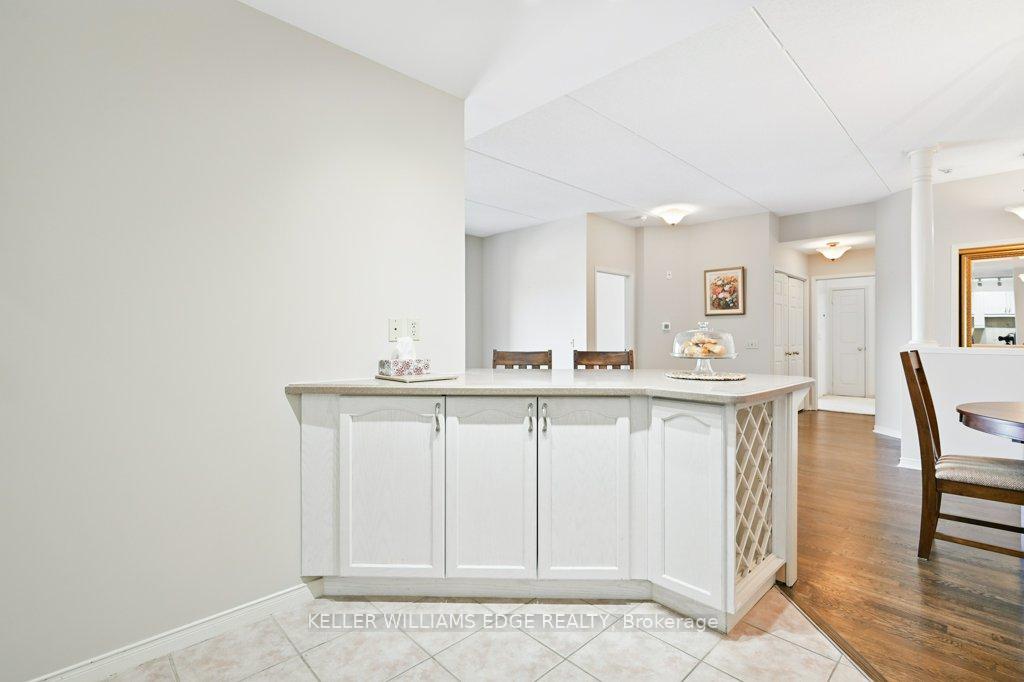 2 Bedrooms Condo at 2085 Amherst Heights,  Burlington For sale