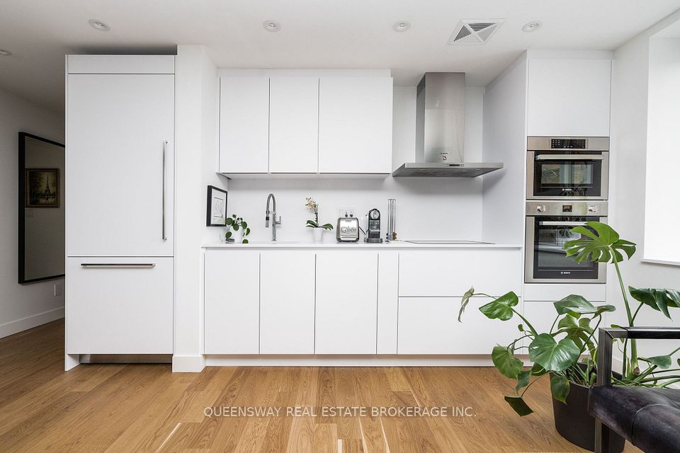 263 Russell Hill Road