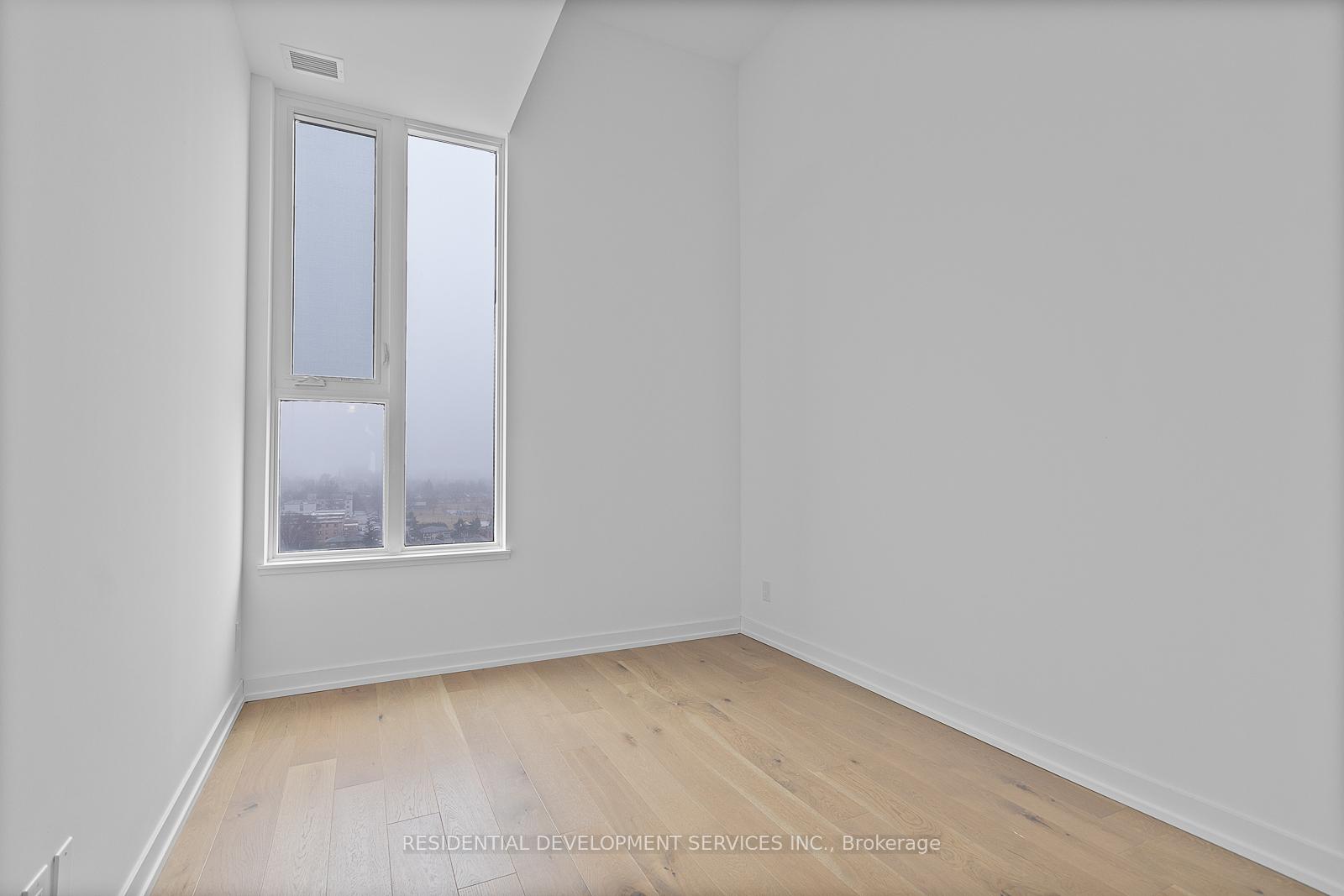 3 Bedrooms Condo at 3100 Keele,  Toronto For sale