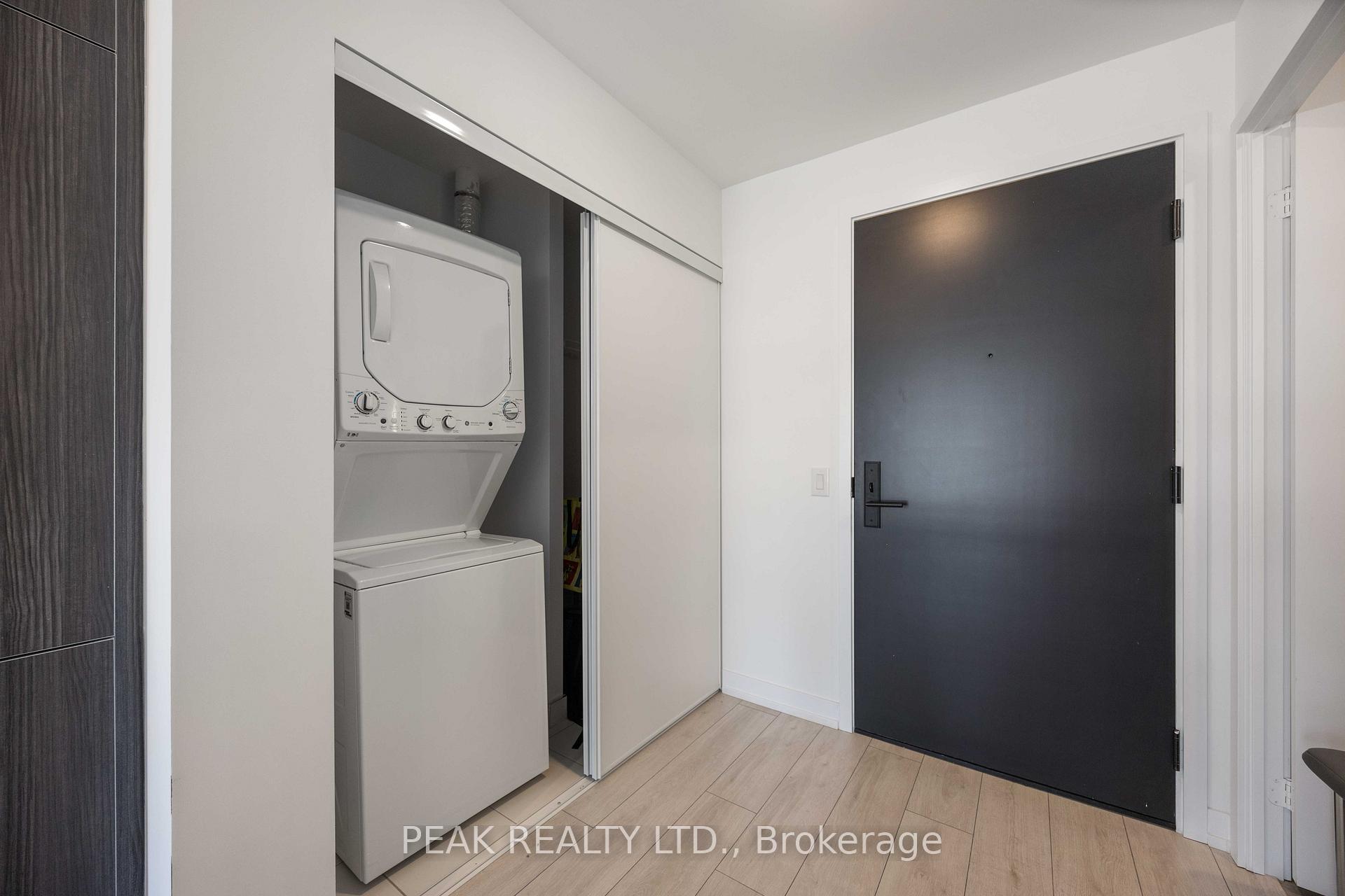 1 Bedroom Condo at 500 Dupont, Toronto For sale