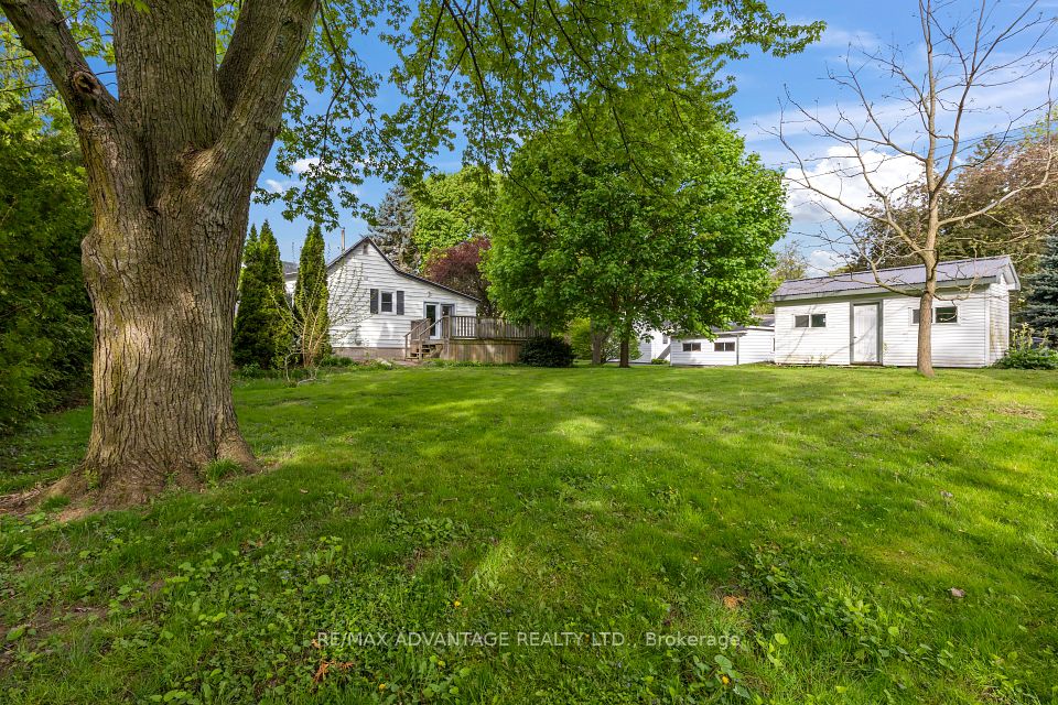 30 Broadway Street, Chatham-Kent, ON N0P 2C0