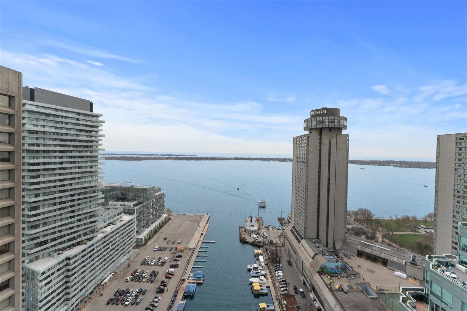 10 Yonge Street 3211