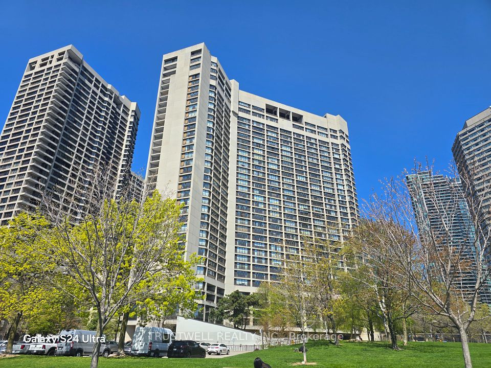 33 Harbour