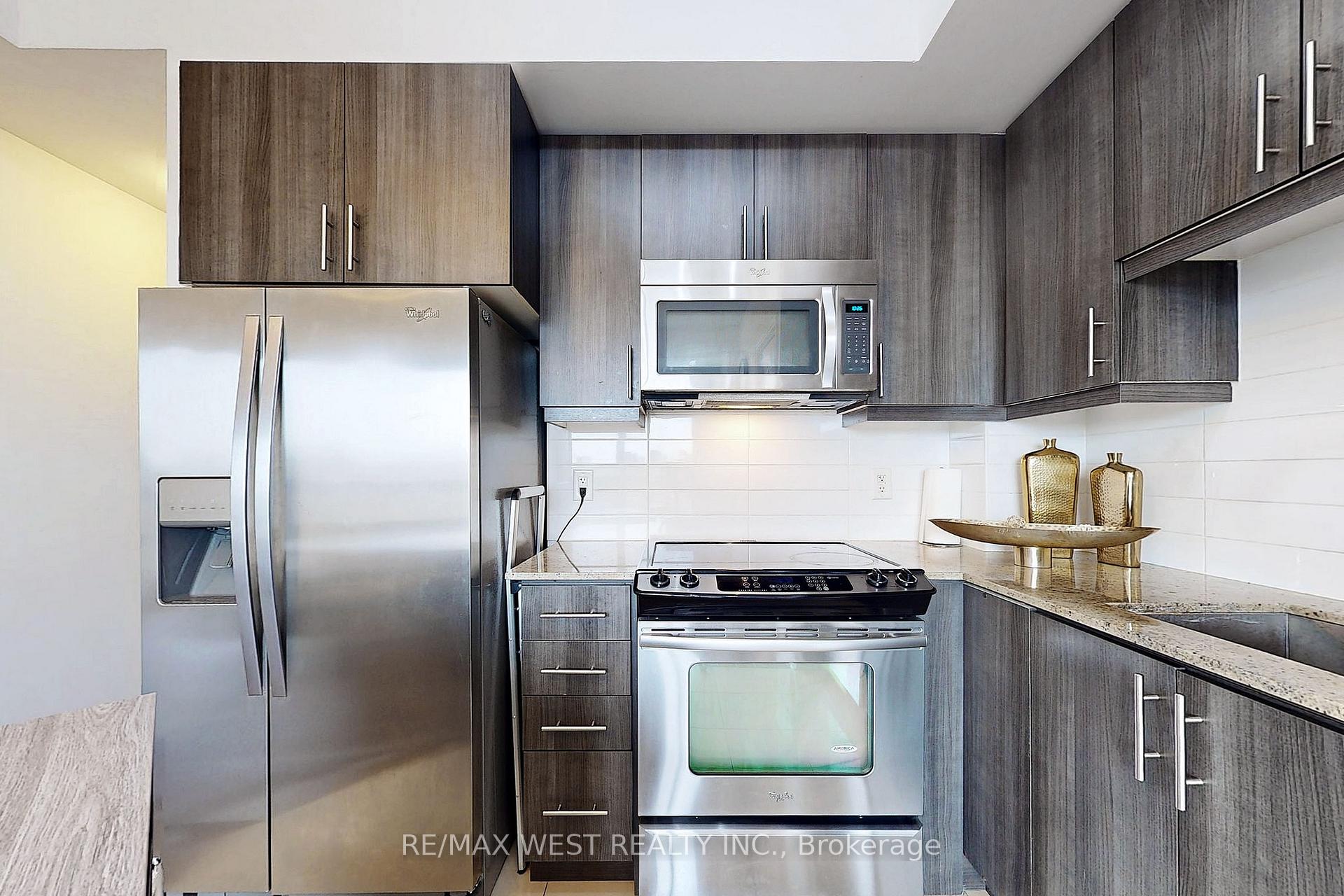 1 Bedroom Condo at 2756 Old Leslie, Toronto For sale