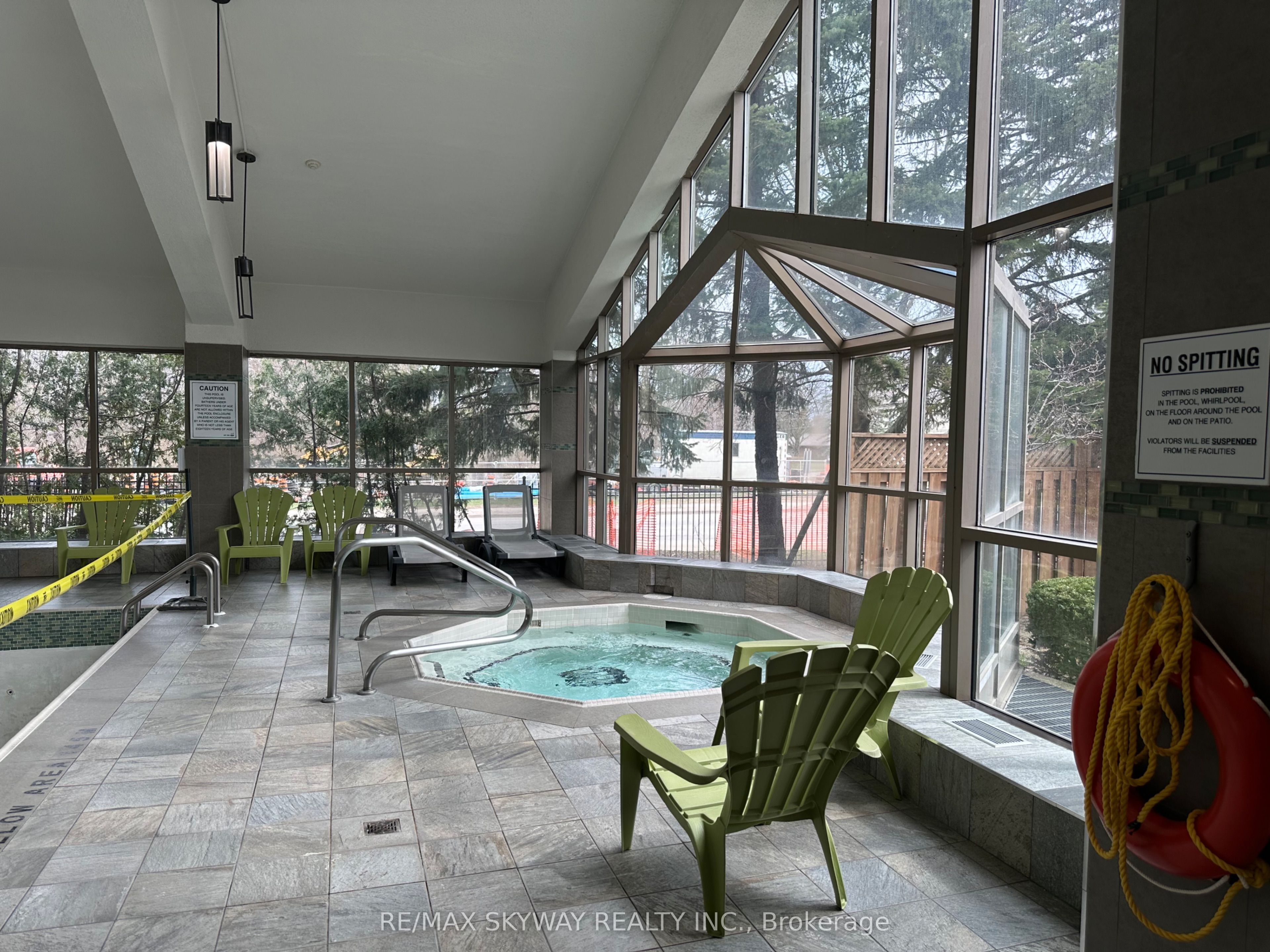 75 King Street E, #1104