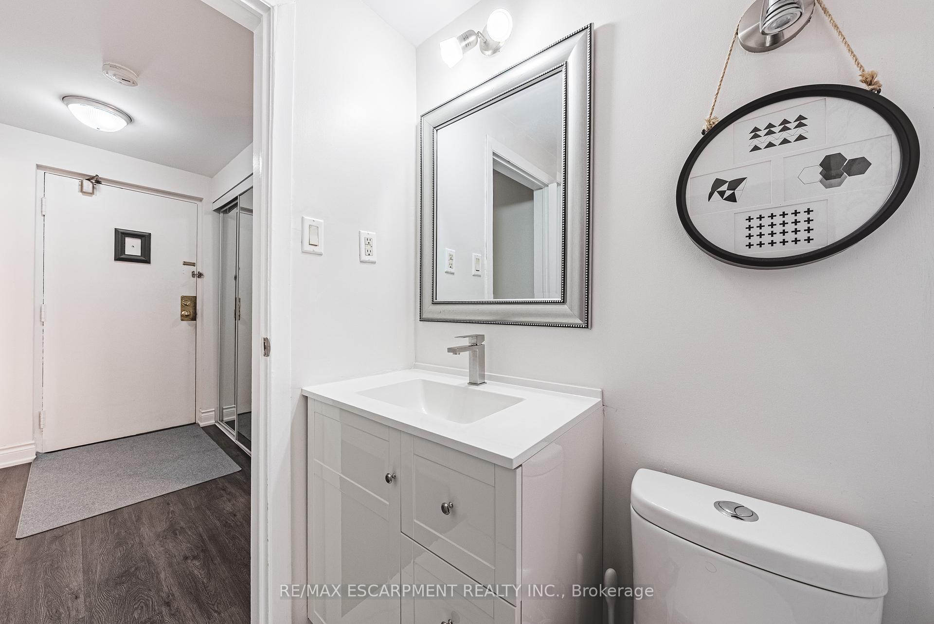 1 Bedroom Condo at 836 Concession, Hamilton For sale