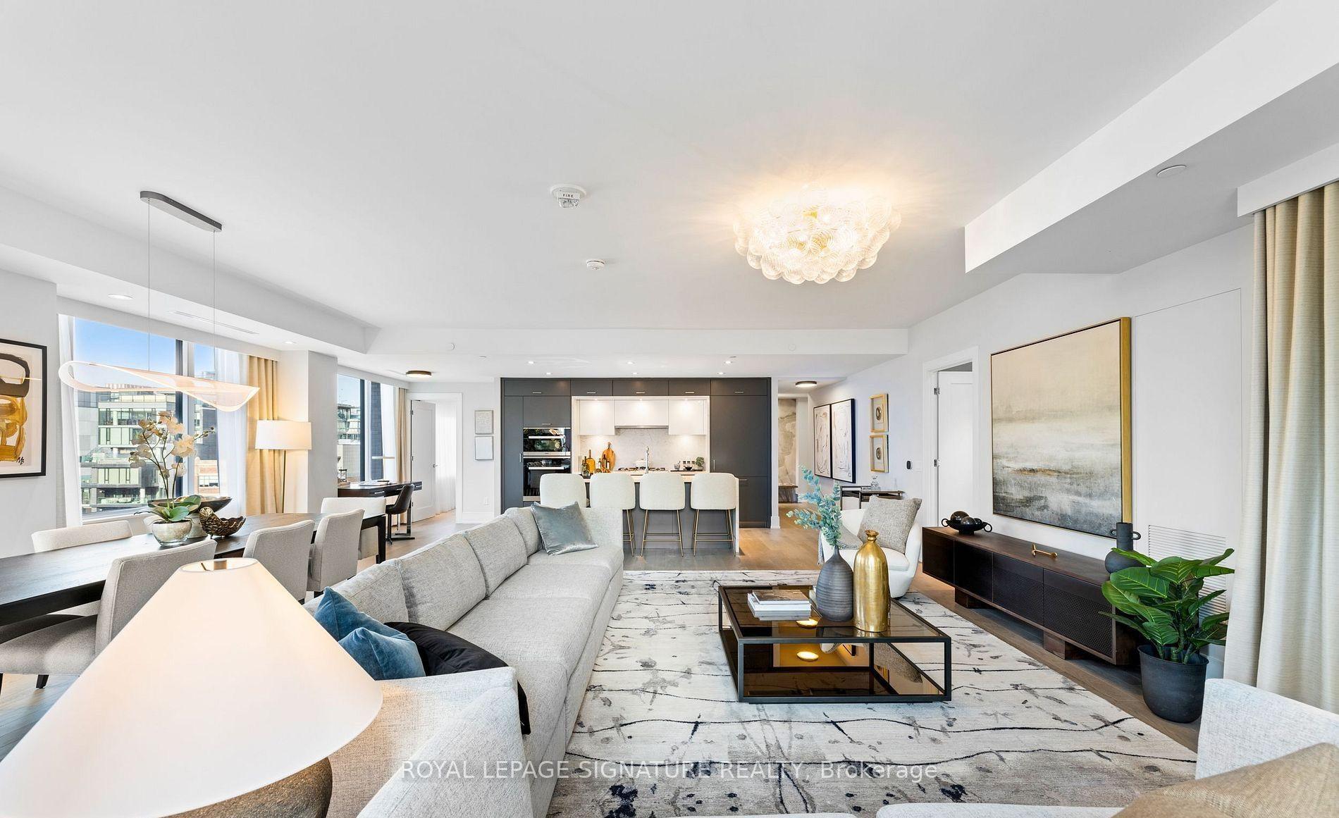 2 Bedrooms Condo at 455 Wellington, Toronto For sale