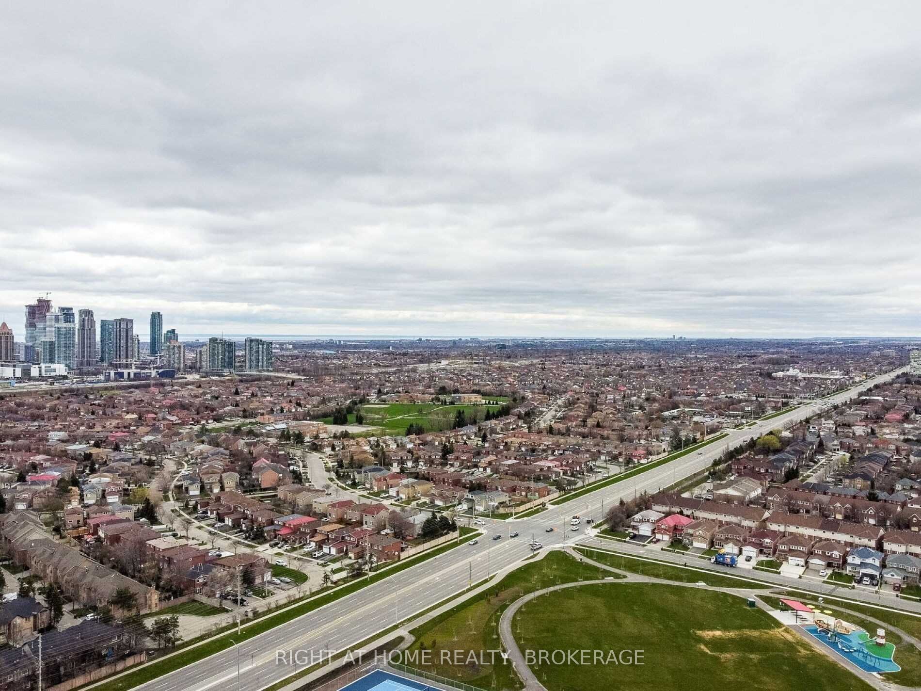 75 Eglinton Ave W Avenue, #1705
