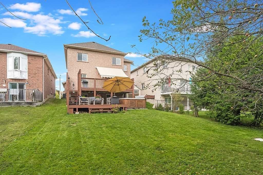 153 Loon Avenue