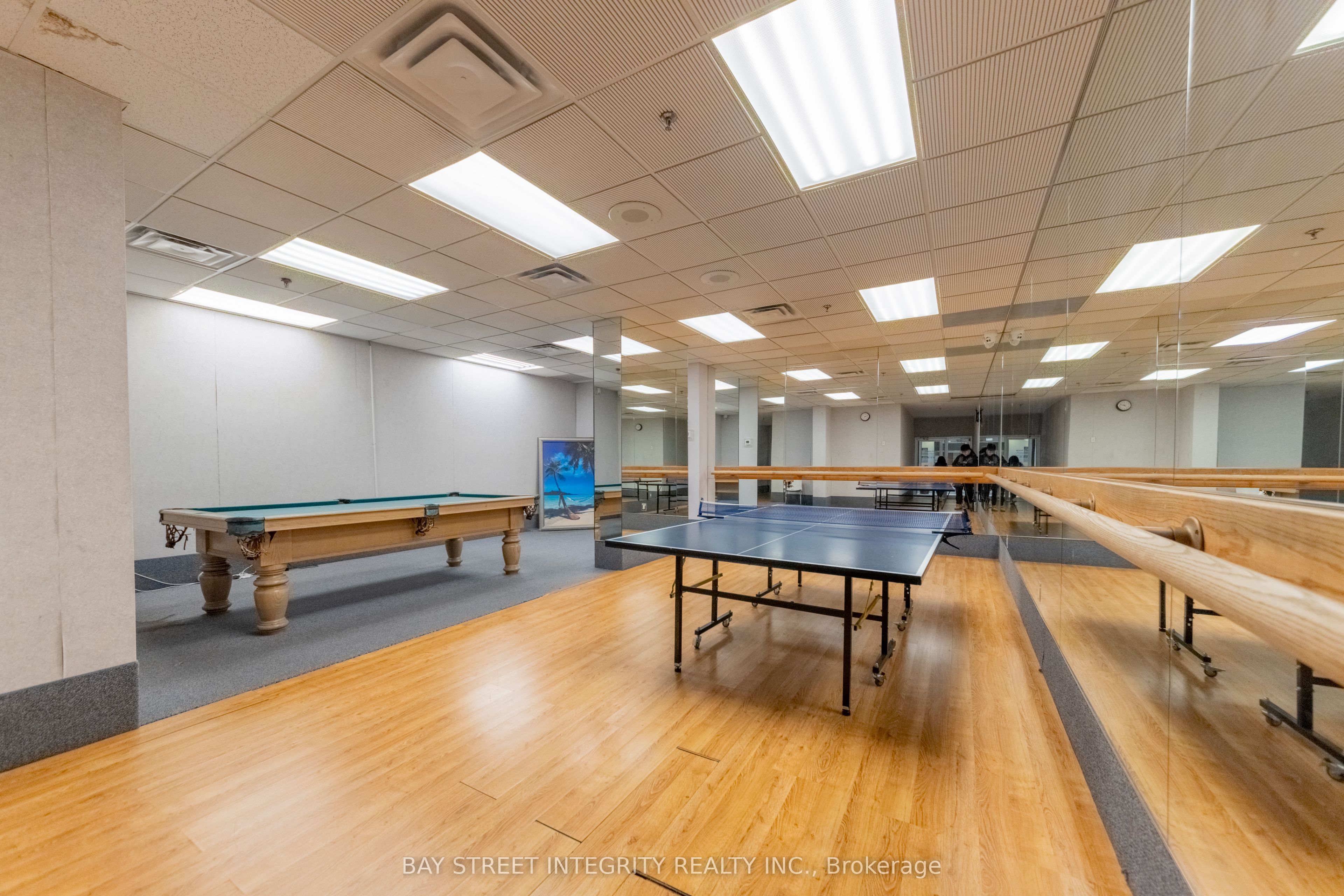 28 Hollywood Avenue, #1210