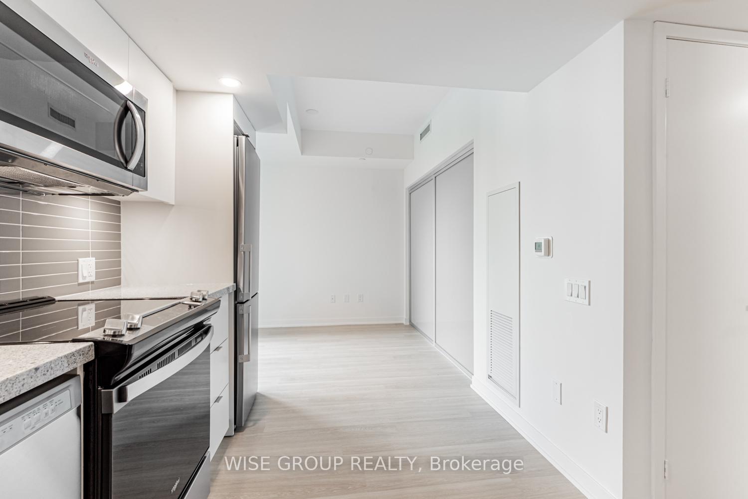 1 Bedroom Condo at 500 Wilson, Toronto For sale