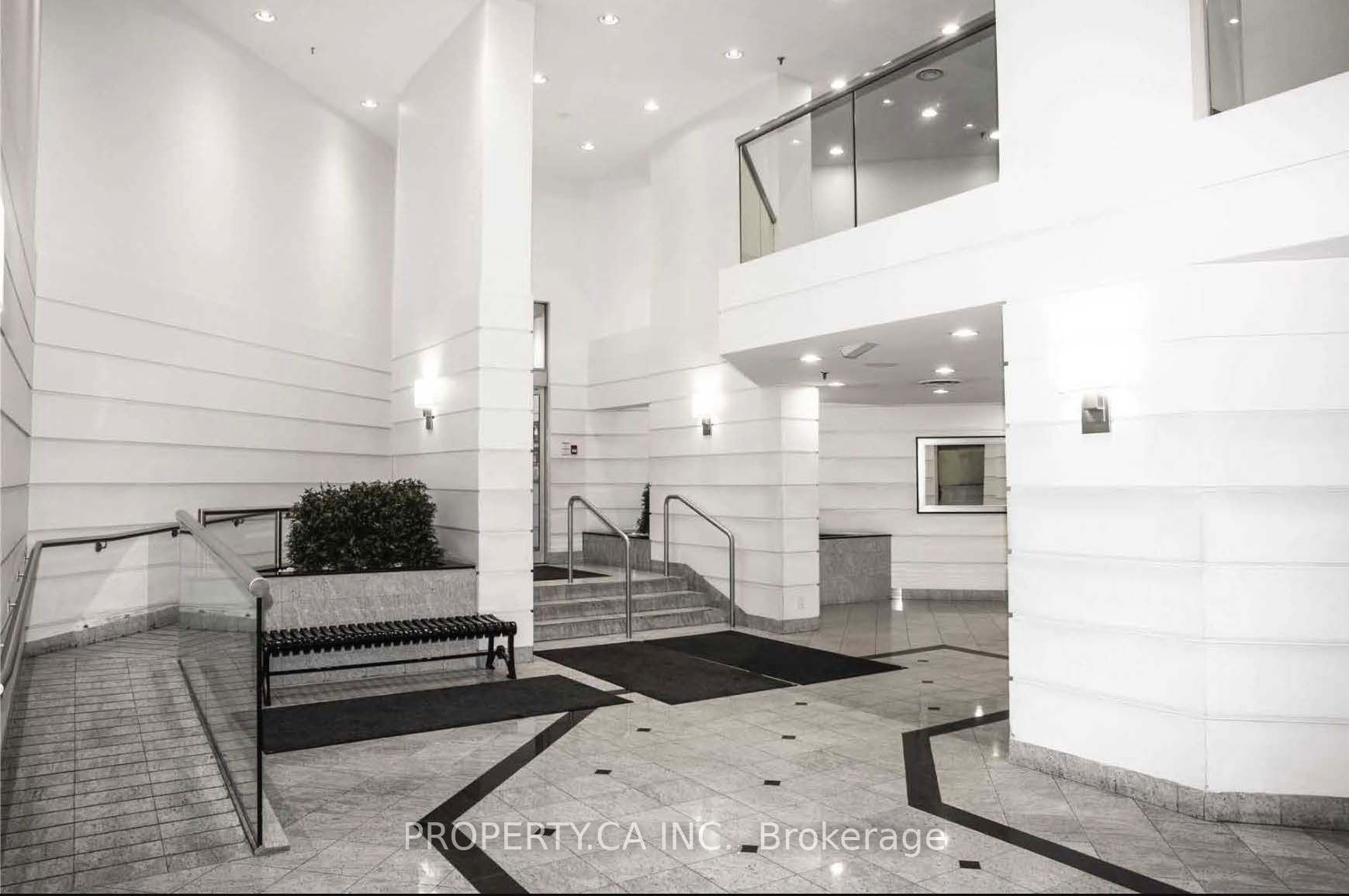 711 Bay Street, #1221