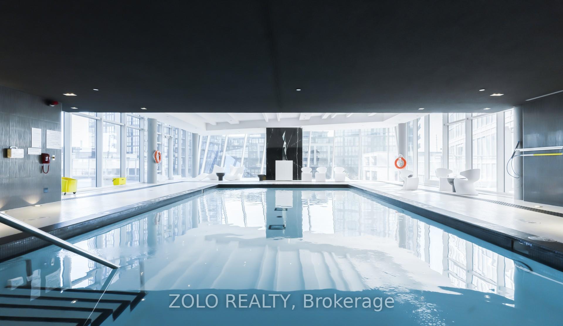 2 Bedrooms Condo at 2908 highway 7,  Vaughan For sale