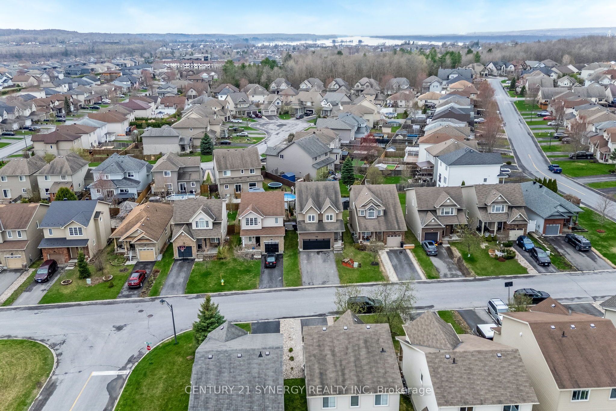 317 Jasper Crescent, Clarence-Rockland, ON K4K 0C9