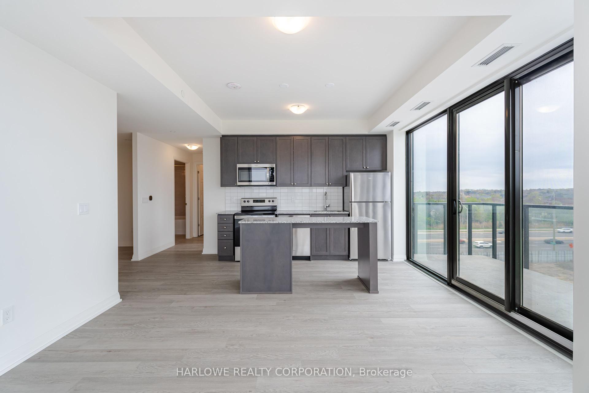 3 Bedrooms Condo at 3006 William Cutmore, Oakville For sale
