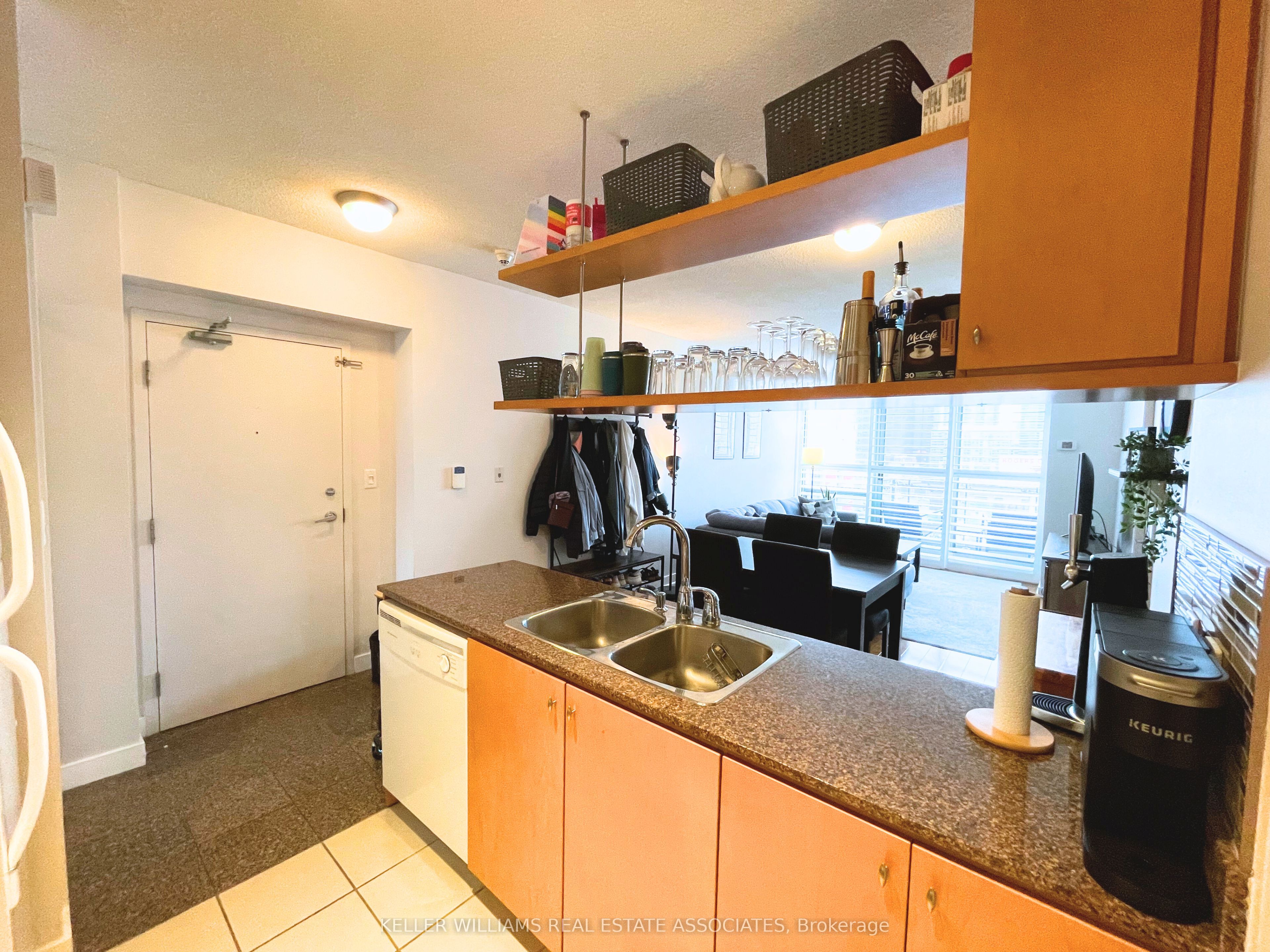 5 Mariner Terrace, #1011