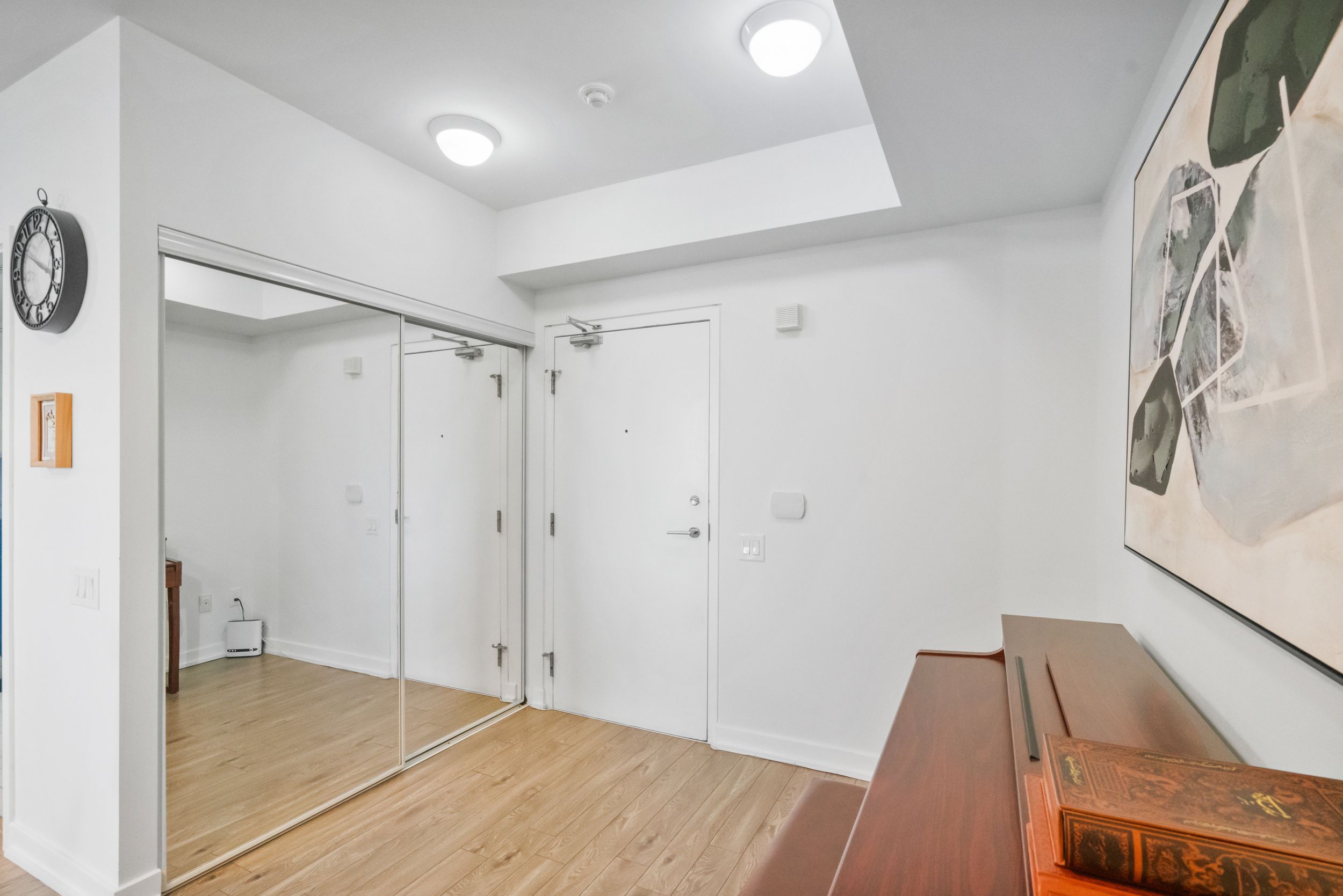 15 Singer Court Ph06