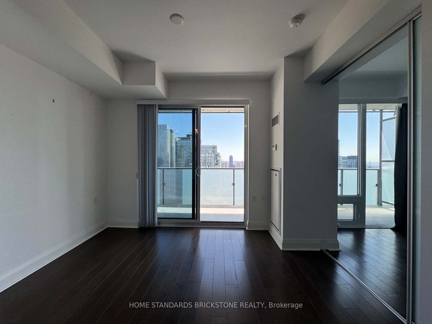 1080 Bay Street, #3411