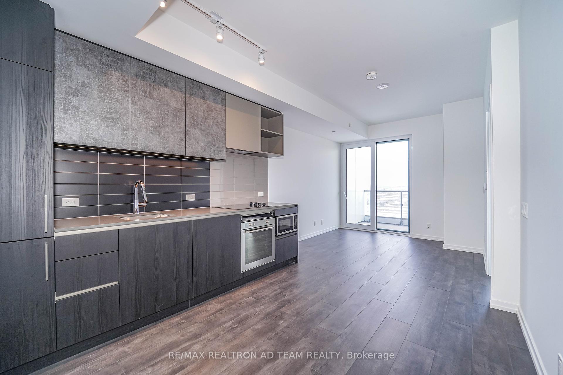 1 Bedroom Condo at 1000 Portage, Vaughan For sale