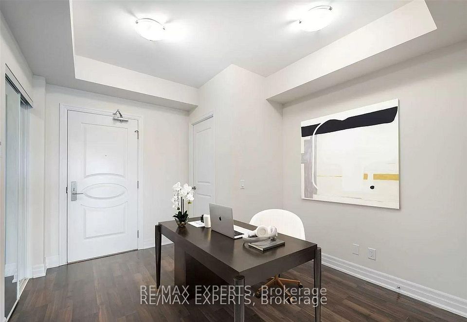 9075 Jane Street 1004