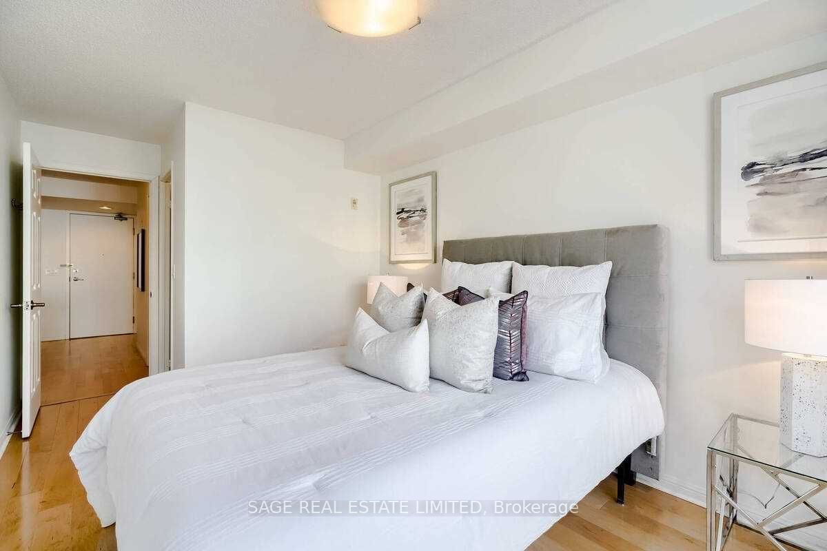 311 Richmond Street E, #605