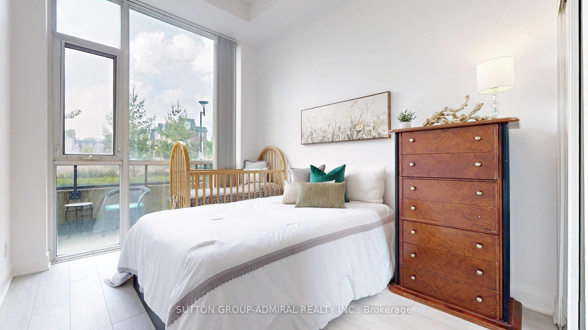 2 Bedrooms Condo at 4700 Highway 7, Vaughan For sale