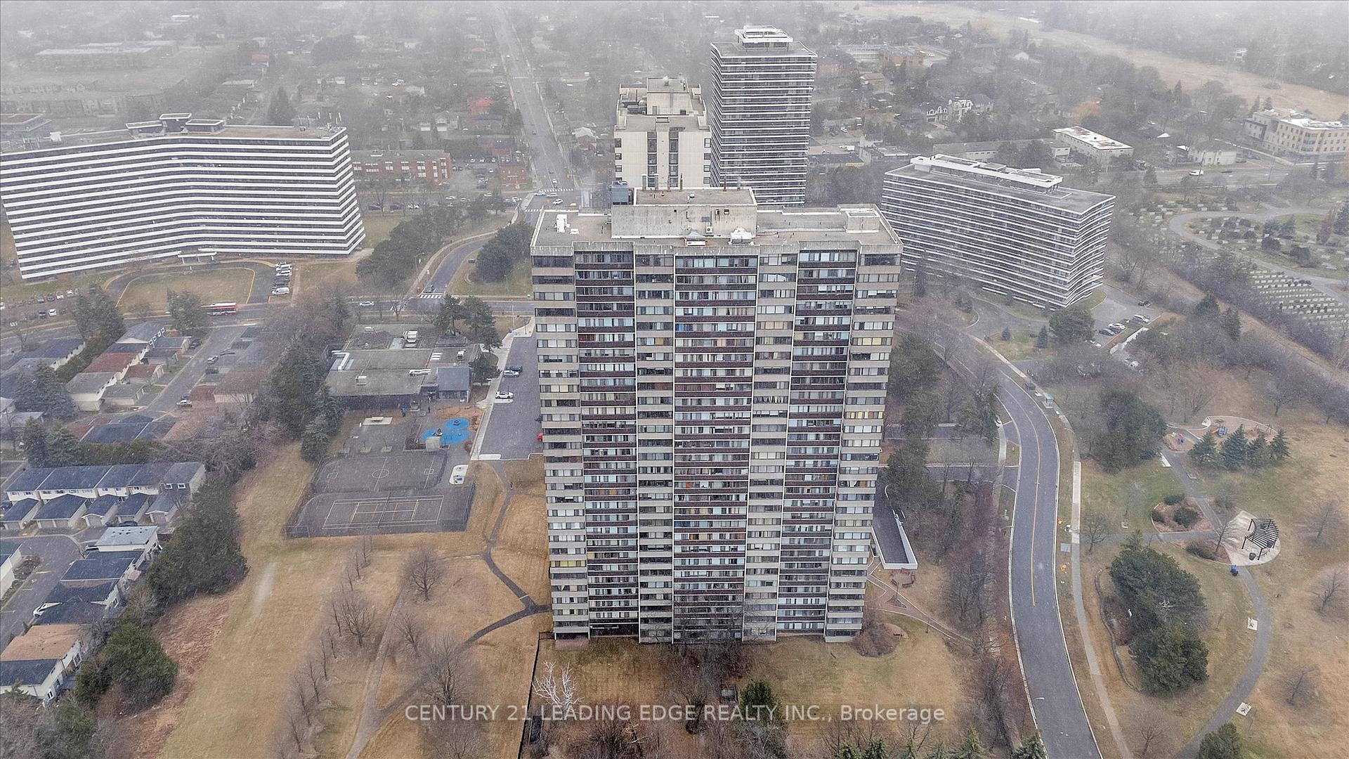2 Bedrooms Condo at 80 Antibes, Toronto For sale