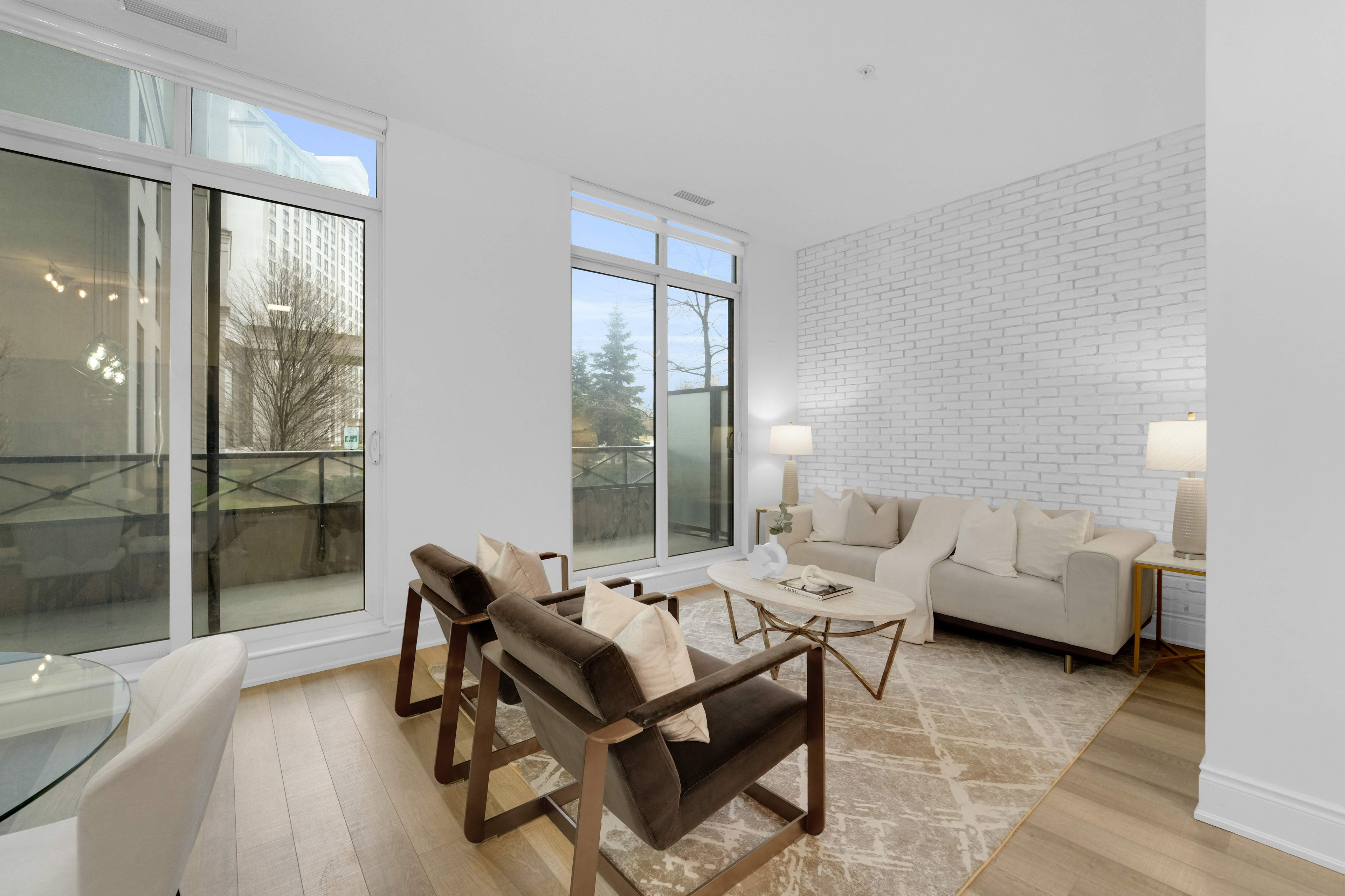 9255 Jane Street 101