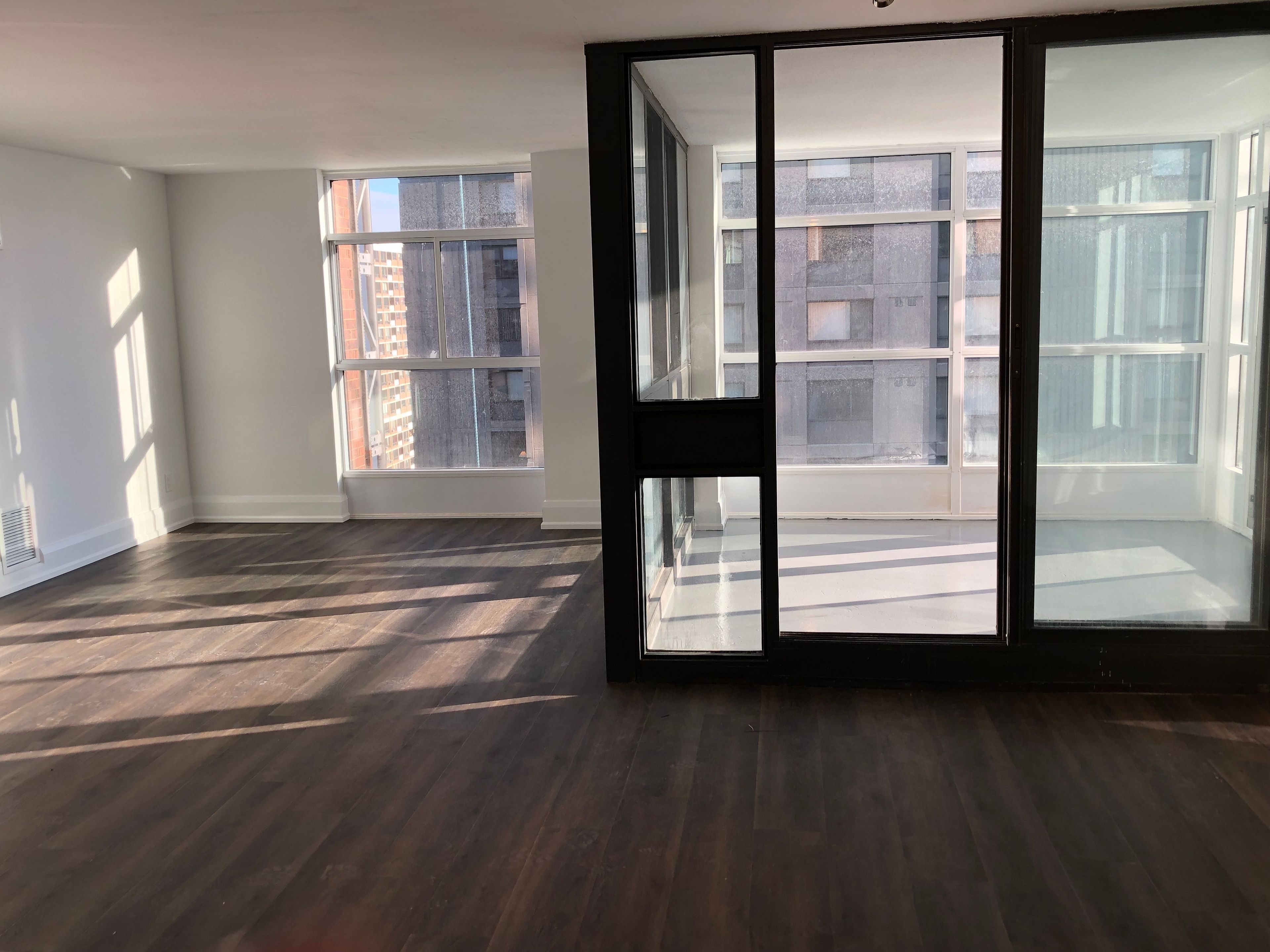 55 Charles Street W 901