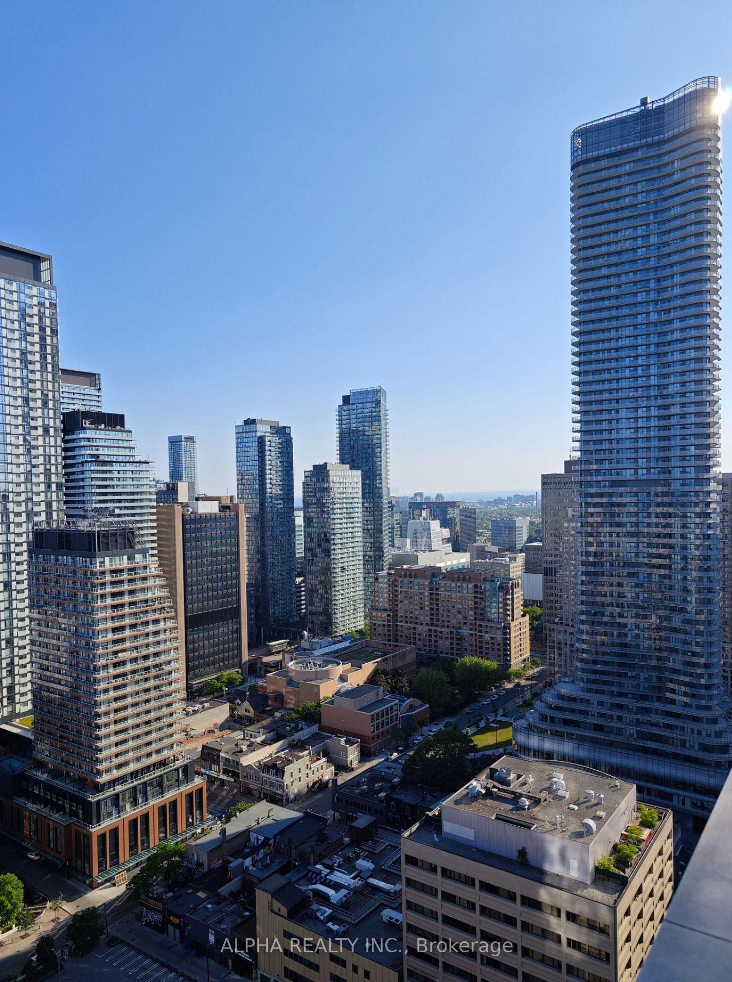 1 Bedroom Condo at 28 Wellesley,  Toronto For sale
