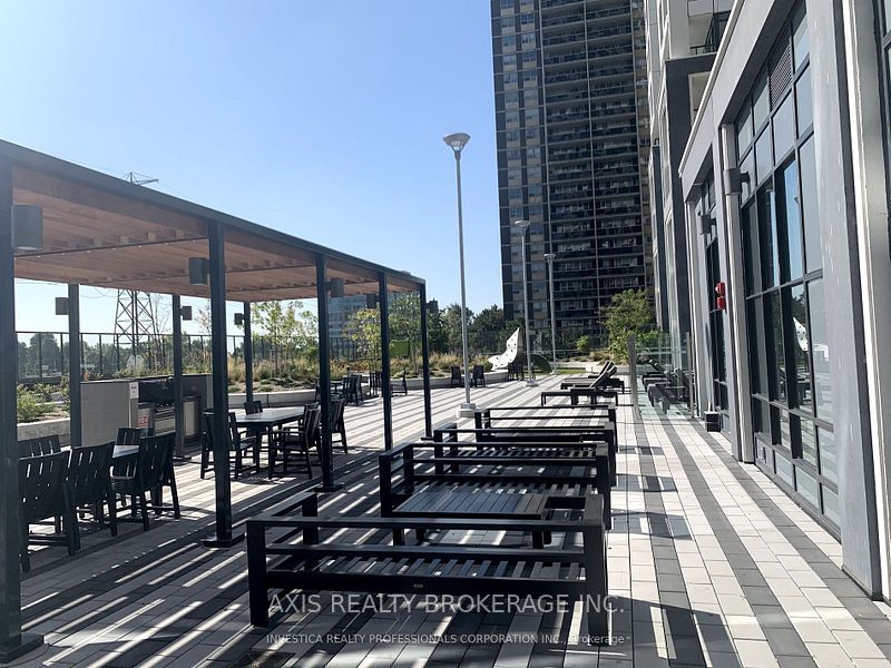 9 Mabelle Avenue, #1515