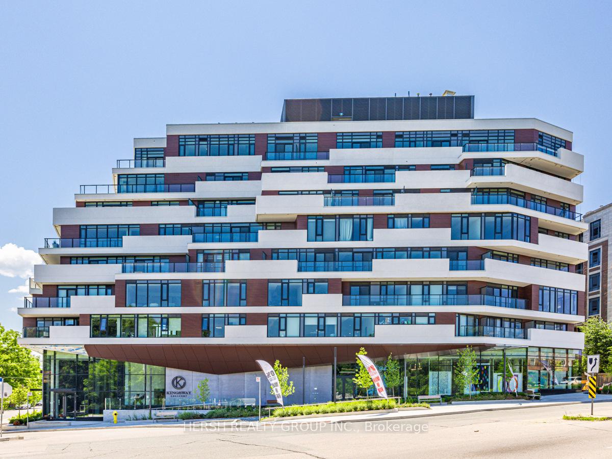 2 Bedrooms Condo at 160 Kingsway,  Toronto For sale