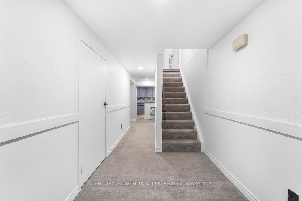 2 Ribblesdale Drive