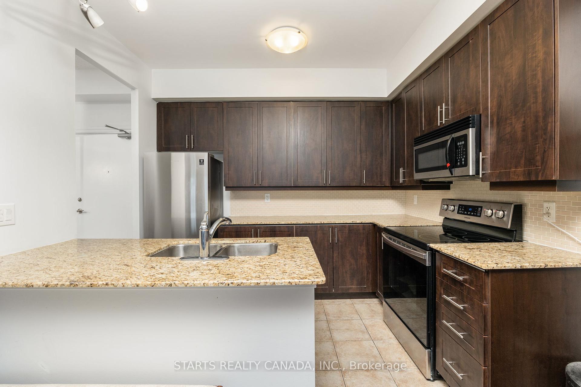 2 Bedrooms Condo at 920 Sheppard,  Toronto For sale