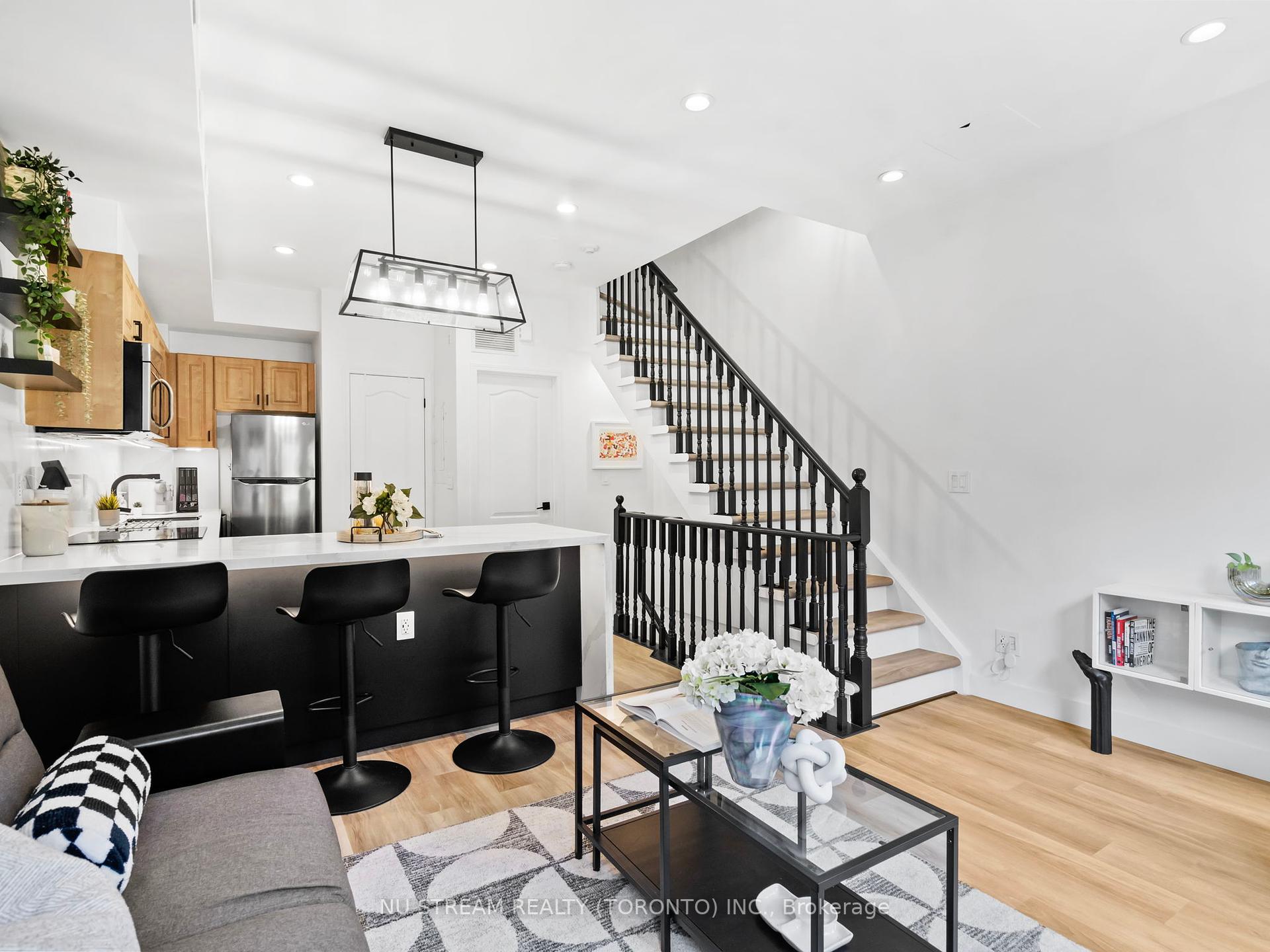 2 Bedrooms Condo at 873 Wilson, Toronto For sale