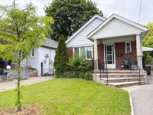 307 Glebemount ( Bsmt ) Avenue