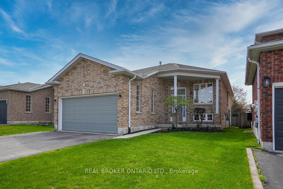 59 Jagges Drive, Barrie, ON L4N 0W8