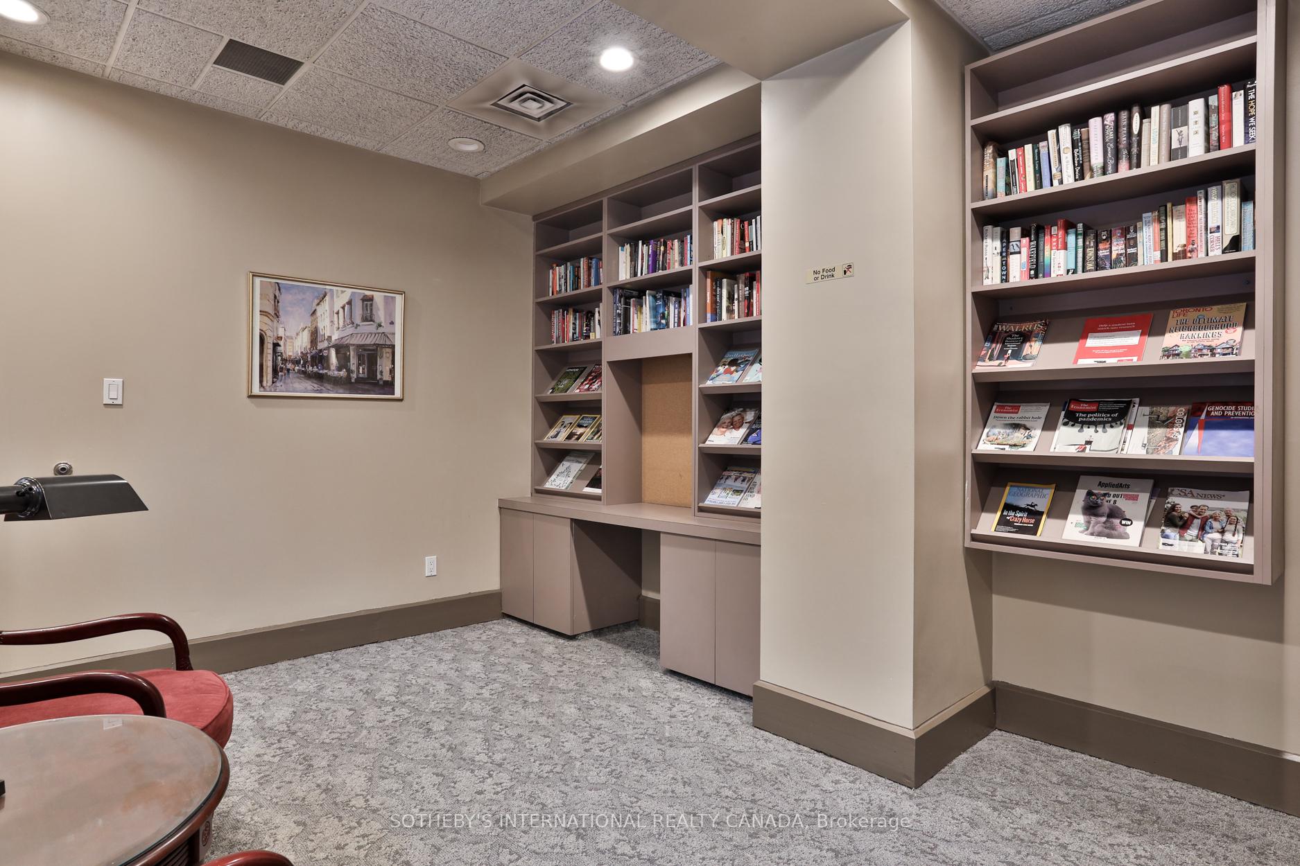 2 Bedrooms Condo at 284 Bloor, Toronto For sale