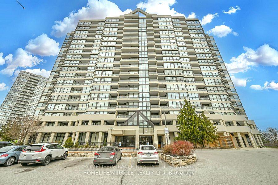 3 Bedrooms Condo at 5 Rowntree, Toronto For sale