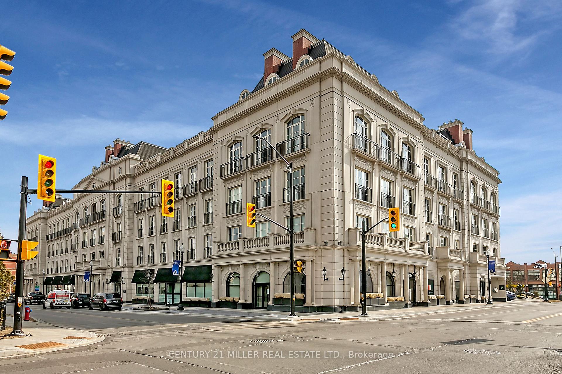 2 Bedrooms Condo at 300 Randall, Oakville For sale