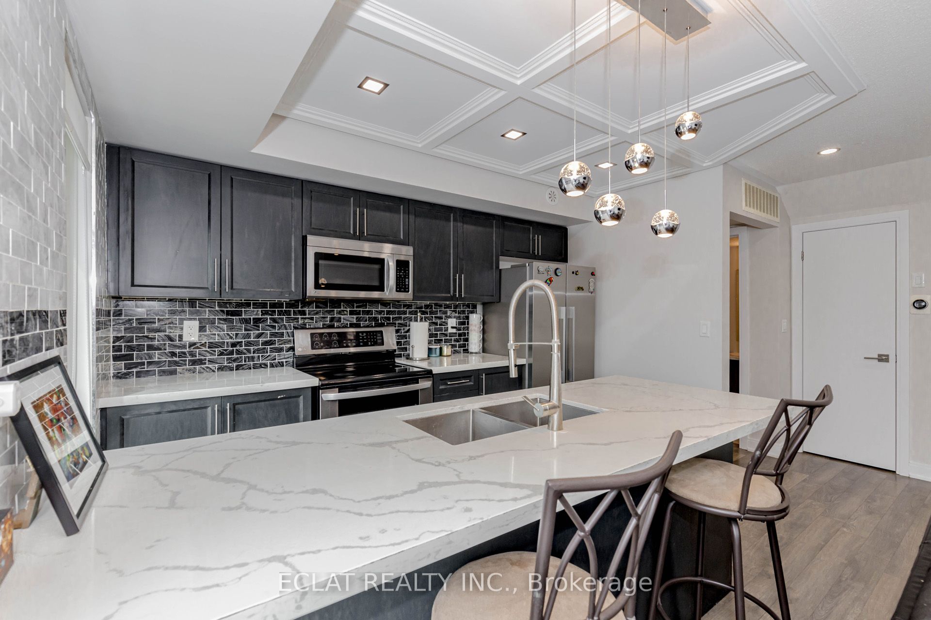 100 Dufay Road, #100