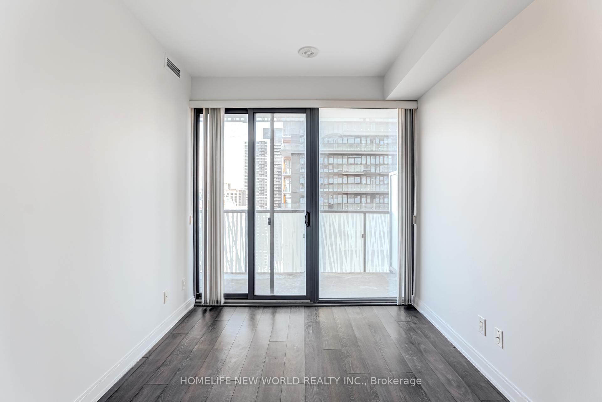 1 Bedroom Condo at 50 Charles, Toronto For sale
