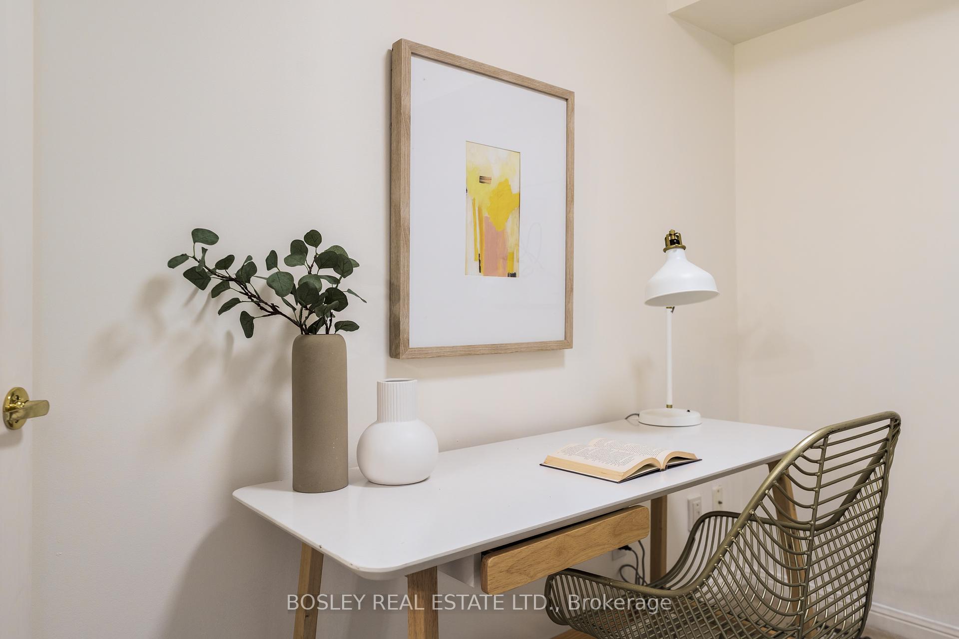 2 Bedrooms Condo at 188 Redpath, Toronto For sale