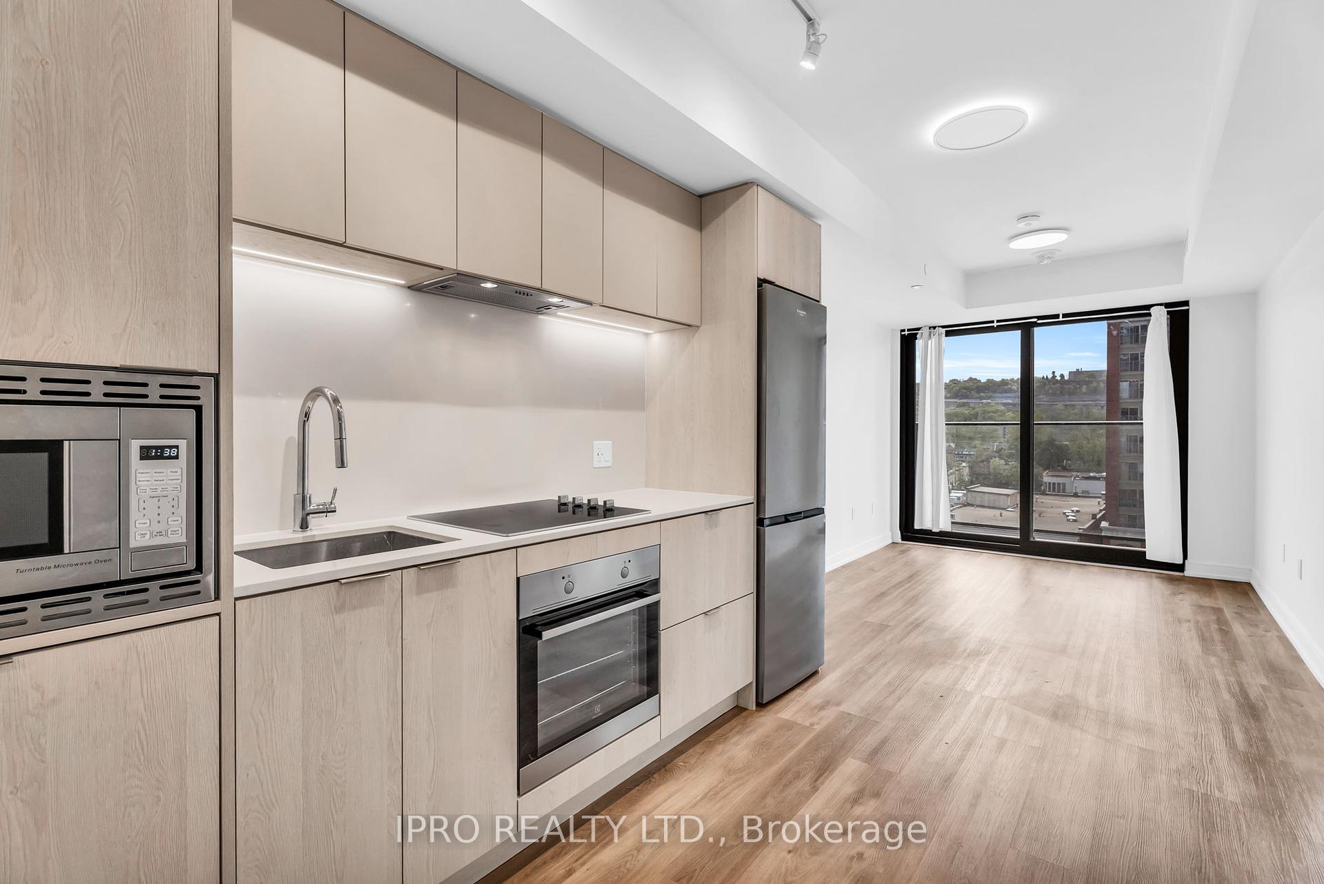 1 Bedroom Condo at 1 Jarvis, Hamilton For sale