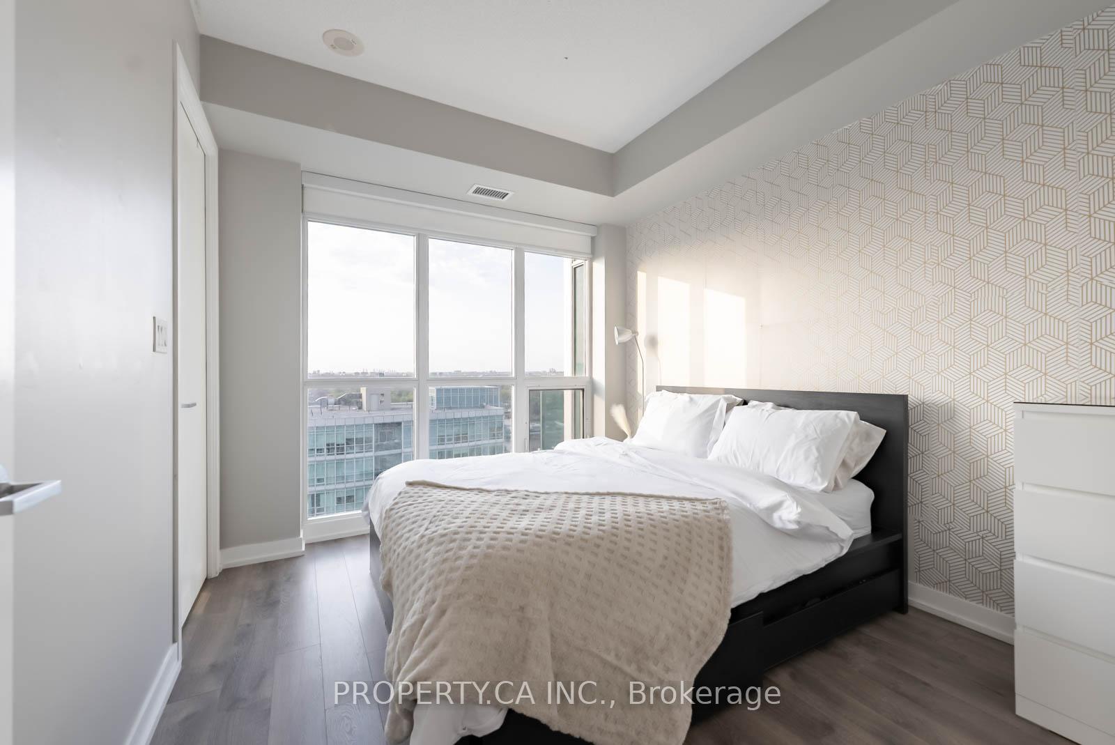 2 Bedrooms Condo at 165 Legion, Toronto For sale