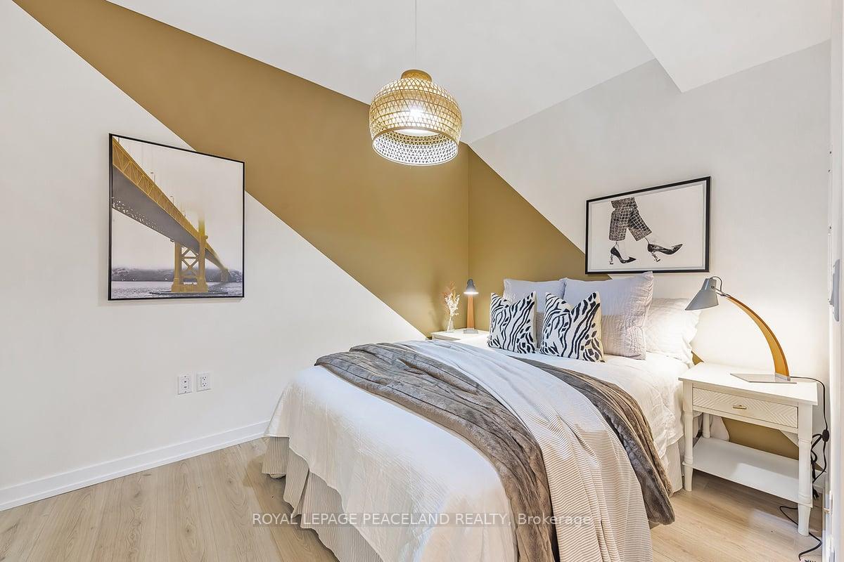 3 Bedrooms Condo at 266 Finch, Toronto For sale