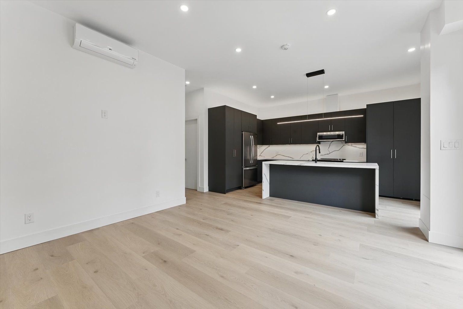 1064 Dufferin Street Rear Garden Suite