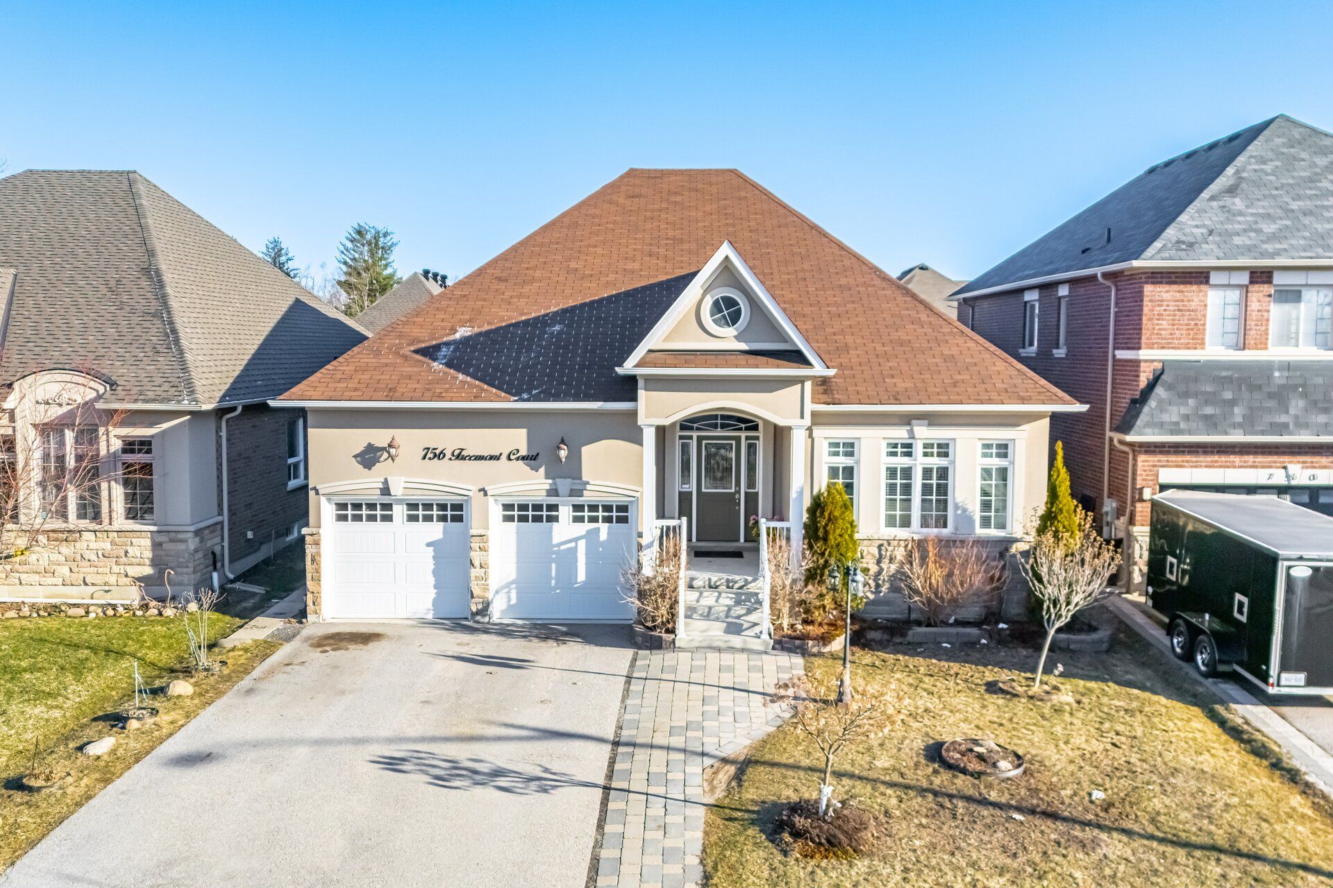 756 Freemont Court Innisfil Ontario L9S 0K4