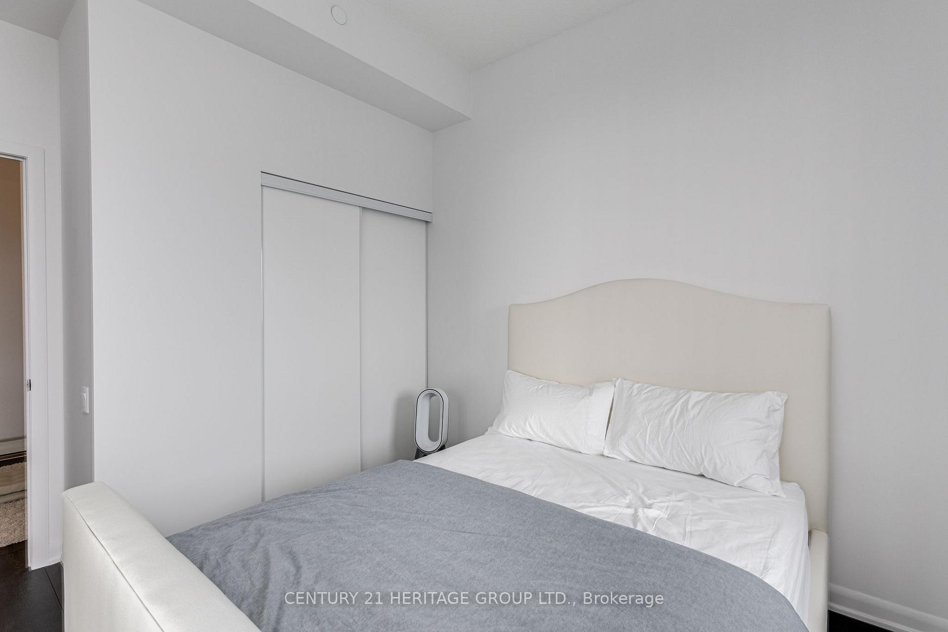 2 Bedrooms Condo at 5168 Yonge, Toronto For sale